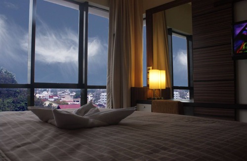 Pinaesaan Hotel | Travello Manado