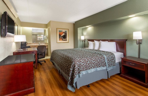 South Holland Hotel | Travelodge by Wyndham Chicago - South Holland