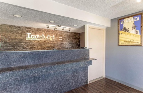 South Holland Hotel | Travelodge by Wyndham South Holland