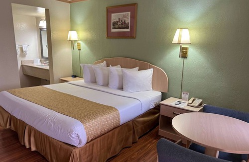 Holbrook Hotel | Travelodge by Wyndham Holbrook