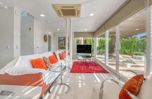 San Jaime Villa | Traviata