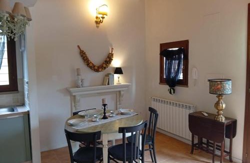 San Gimignano Villa | Tre Civette sul comò di San Gimignano