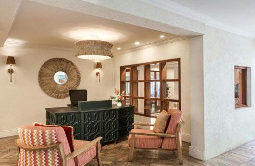 Old Trees Bay Resort | Treasure Beach Art Hotel, An Autograph Collection All-Inclusive Resort