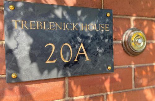 Thirsk House | Treblenick House