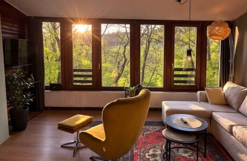 Bogel House | Tree house feeling in the forest near the Loreley