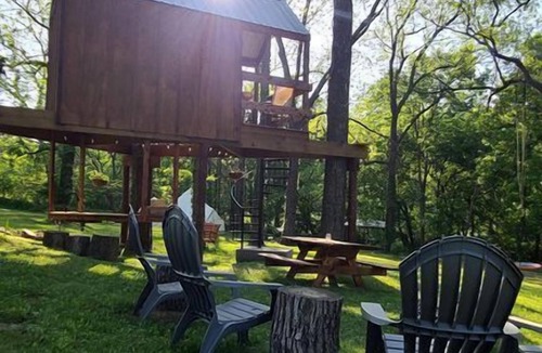 Eureka Springs RV Rental | Tree House Glamping Destination near the Ozarks, with River Access for Swimming and Fishing