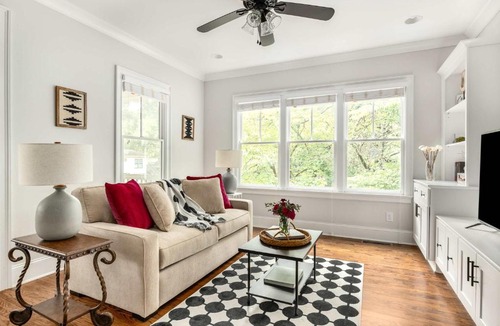 Inman Park Apartment | Tree House