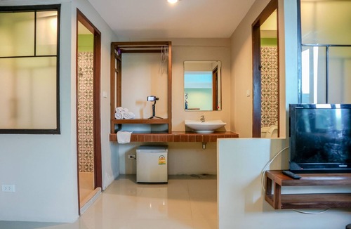 Ban Don Chan Hotel | Tree Retro