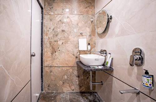 Hingana Hotel | Treebo A1 Residency, Hingna T Point
