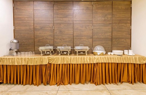 Paldi Hotel | Treebo Aaram Orchard