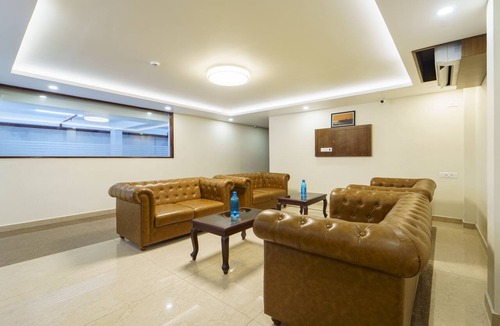White Town Hotel | Treebo Aaravi Residency, 800 Mtrs From Promenade Beach