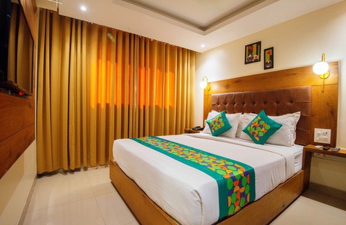 Grant Road Hotel | Treebo Anam International