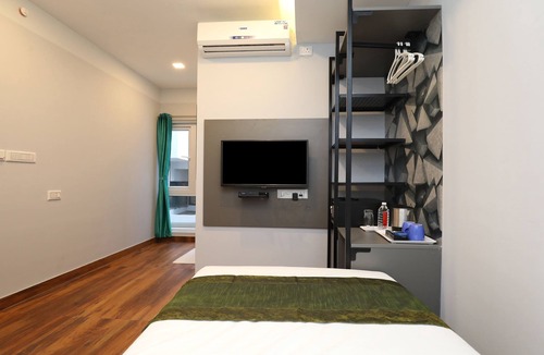 Bangalore City Center Hotel | Treebo Apple Villa