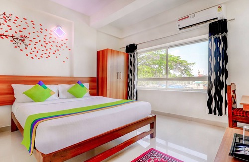 Kushalnagar Hotel | Treebo Atithi Comforts, 1 Km From Nisargadhama Forest