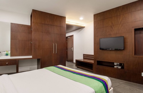 Sulthan Bathery Hotel | Treebo Brahma, Wayanad