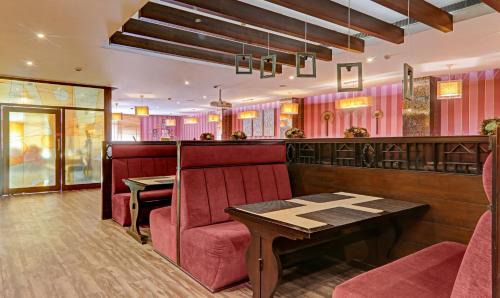 Gomti Nagar Hotel | Treebo Edesia