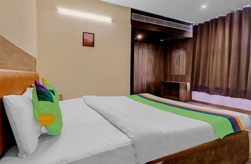 Gomti Nagar Hotel | Treebo Edesia
