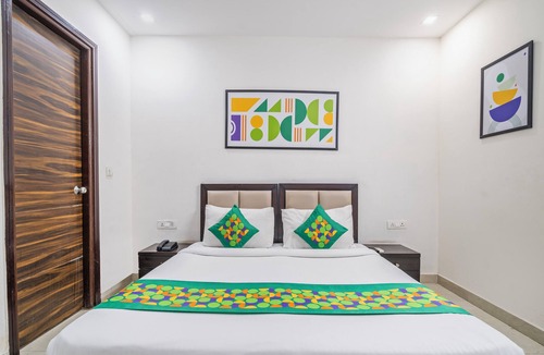 Noida Hotel | Treebo Modern Stays
