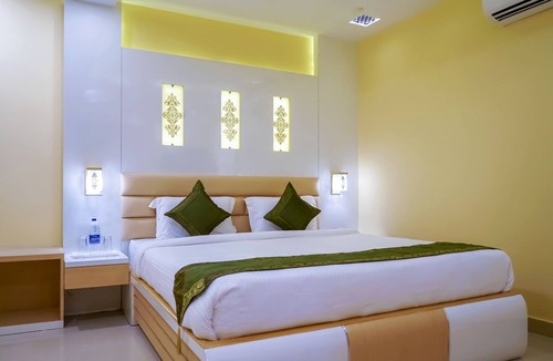 Bhubaneshwar Hotel | Treebo Oasis, Laxmisagar