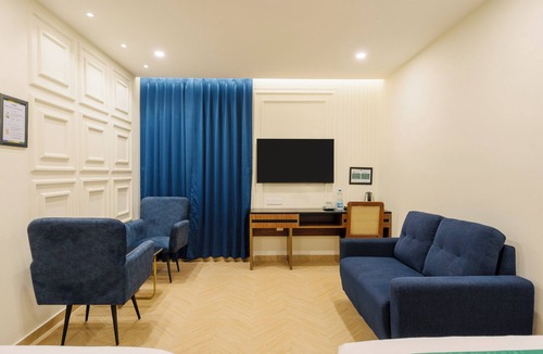 Jadupur Hotel | Treebo Premium Aasma Courtyard