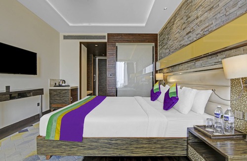 Kharar Hotel | Treebo Premium Arista