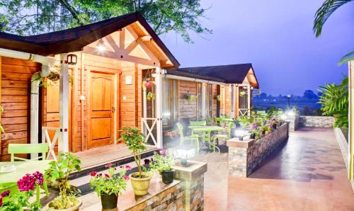 Siliguri Hotel | Treebo Premium Blue Mountain Resort with Swimming Pool