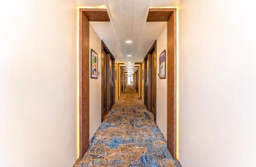 Civil Lines Hotel | Treebo Premium Landmark Prayagraj