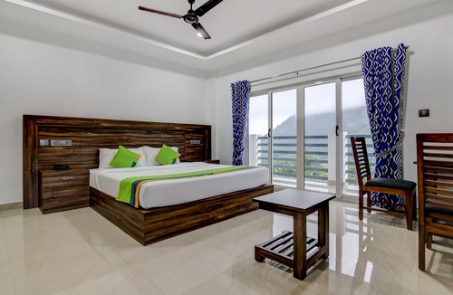 Devikolam Hotel | Treebo Premium Misty Garden Resorts
