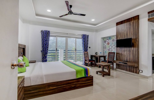 Devikolam Hotel | Treebo Premium Misty Garden Resorts