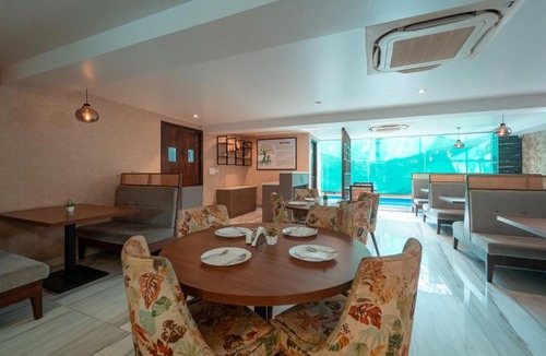 Candolim Hotel | Treebo Premium Nova Candolim with Pool and Spa