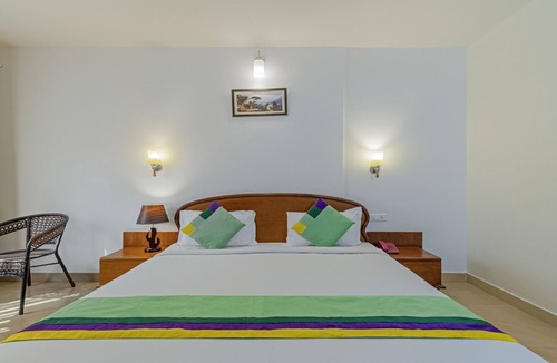 Kannur Hotel | Treebo Sadhoo Heritage