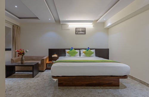 Narasapura Hotel | Treebo Sai Fortune Gateway