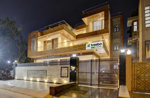 IMT Manesar Hotel | Treebo Sai Village, Manesar