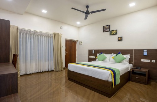 Edapalli Hotel | Treebo Seagate