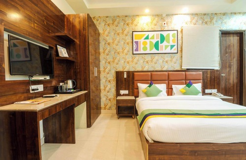 Greater Noida Hotel | Treebo Sunny Feast