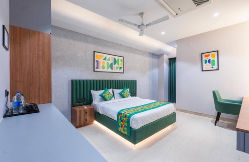 Katpadi Hotel | Treebo SV Residency