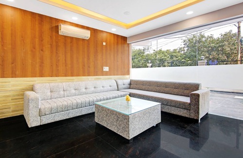Noida Hotel | Treebo The Eden Roc