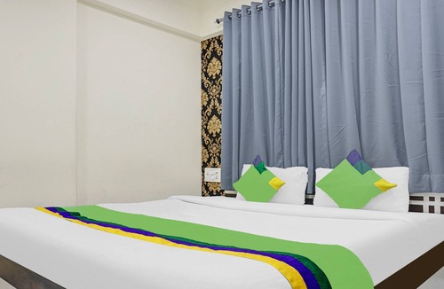 Pimpri - Chinchwad Hotel | Treebo Trend Emerald Tree Chakan
