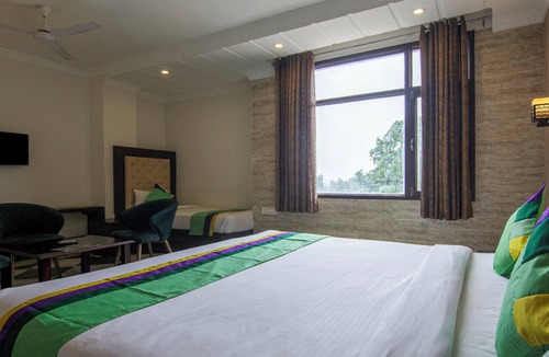 Jammu Hotel | Treebo Trinetar International