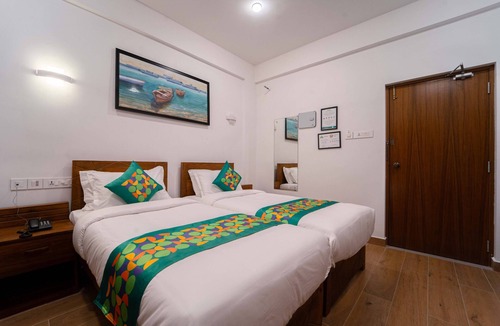 Thiruvananthapuram Hotel | Treebo West Fort Divine – Near Padmanabhaswamy Temple