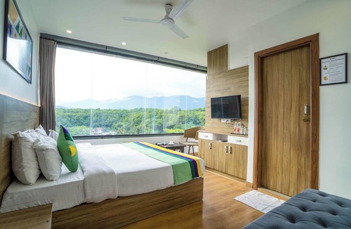 Bullawala Hotel | Treebo White Sand