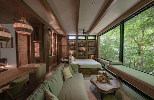 Genka Hotel | Treeful Treehouse Sustainable Resort Okinawa