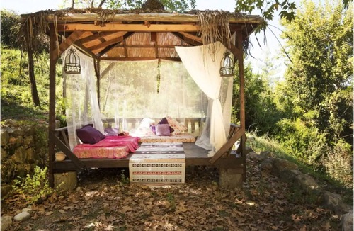 Duger Cottage | Treehouse and Chalet perfect for families