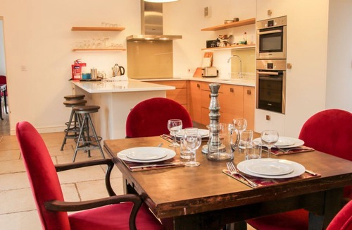 Eaton Mascott Cottage | Treehouse Barn at Pitchford Estate, Shrewsbury