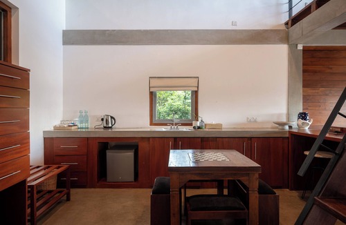 Imbulpe Hotel | Treehouse Chalets