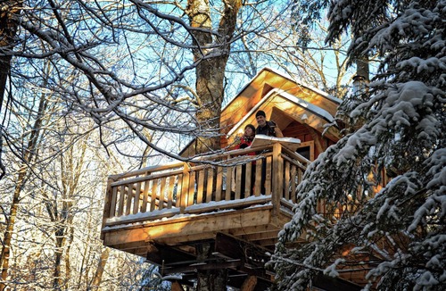 Saint-Faustin-Lac-Carre House | Treehouse, forest and lake, near reception | Lodging #10