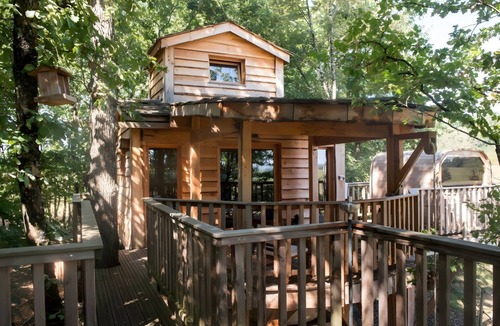 Seyches Cabin | Treehouse with Private Spa - Bois des Nauzes