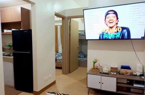 San Bartolome Apartment | Trees Residences Kurtnesse Staycation