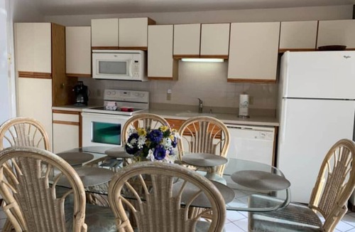 Village of Four Seasons House | Treetop Village Birch Breeze #75-Lakefront/3BD/3BA/Pools/Grill/Dock-6PP