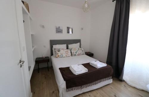 Sao Domingos de Benfica Apartment | Treetops Lisbon Apartment
